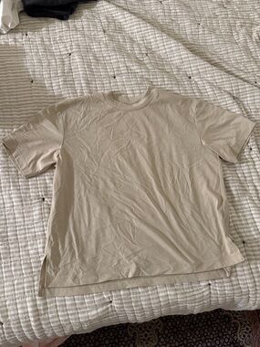 Uniqlo t Shirt